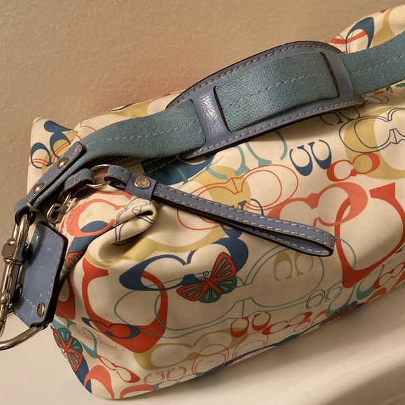 COACH 🧡🦋Colorful Butterfly & CC Pattern Shoulder Bag & Pouch Set - Picture 4 of 15